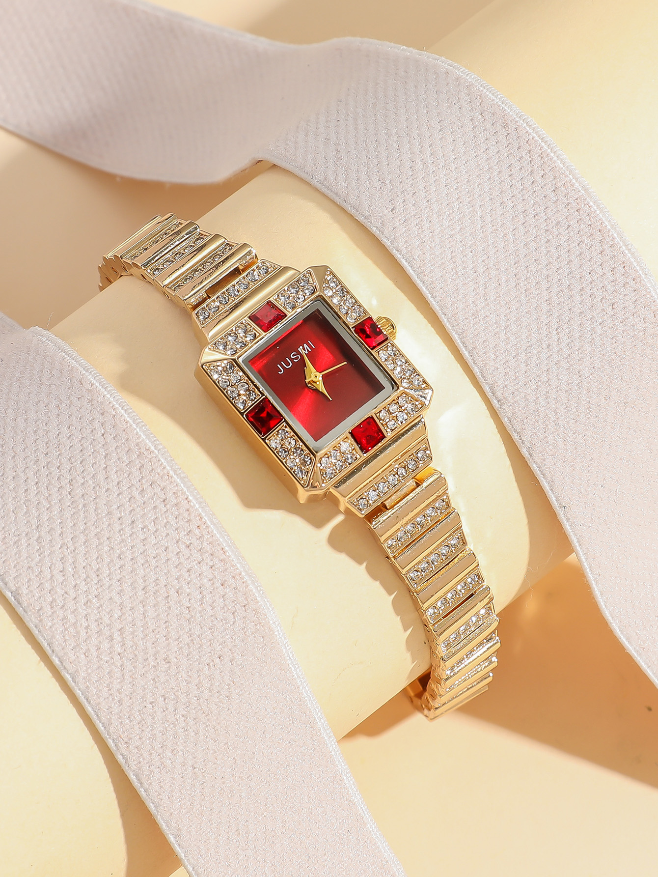 Luxury Watch La - Luxury Gold Square Women's Watch, Red