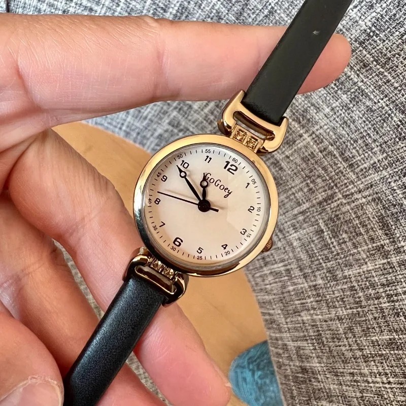 Hot Sale Classic Women's Watch - مراجعة Luxury Watch With Arabic Numerals وسعره