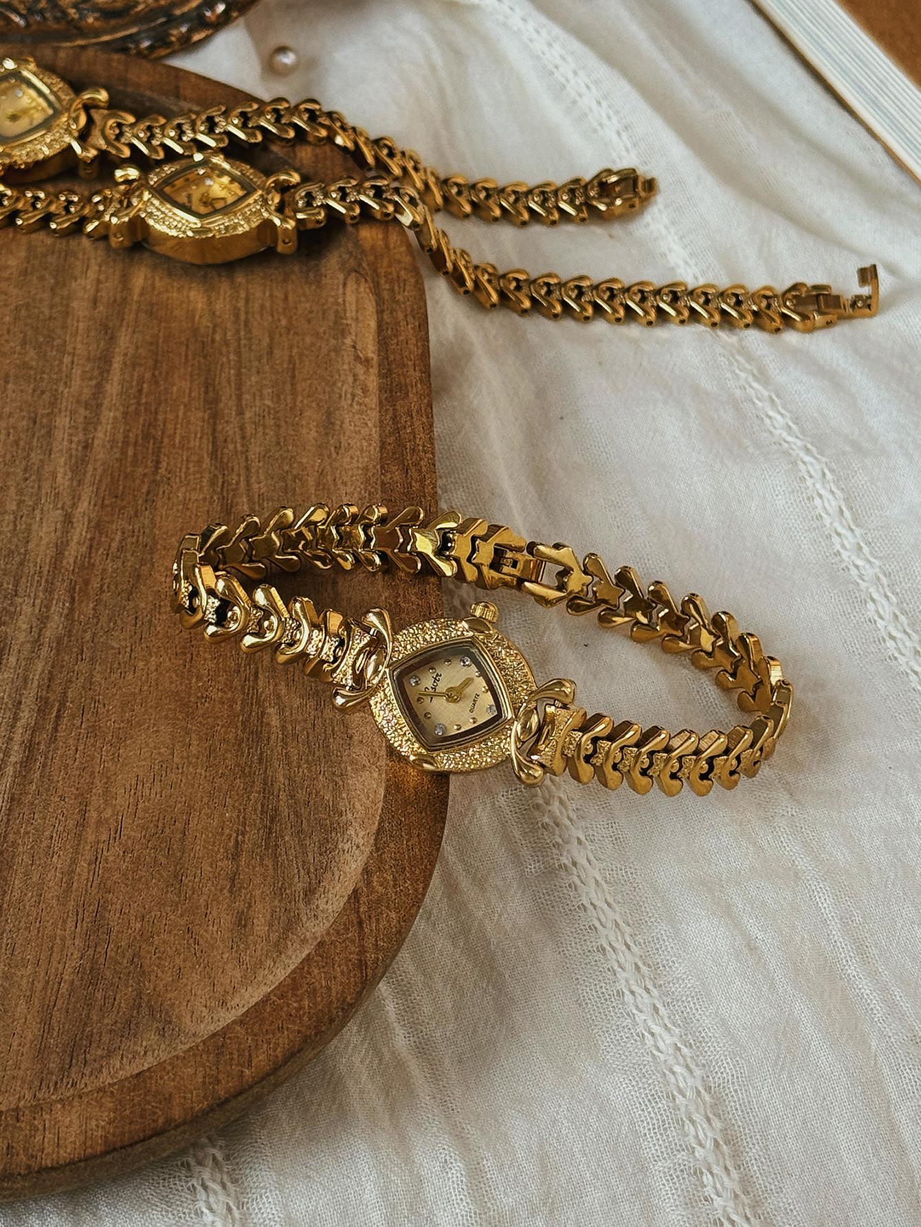 1 Piece of New French-Style Go - مراجعة Luxury Watch Vintage وسعره