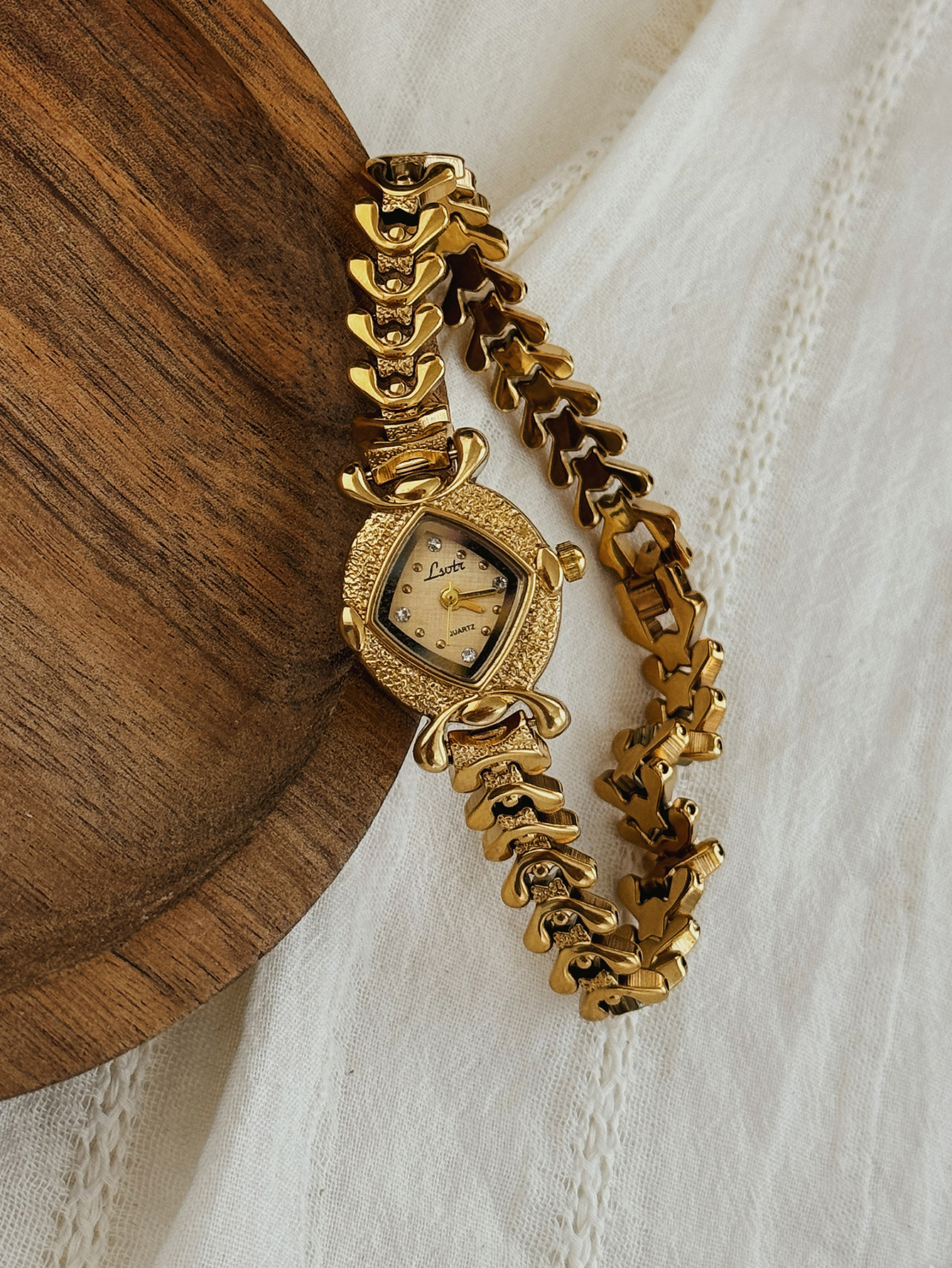 1 Piece of New French-Style Go - مراجعة Luxury Watch Vintage وسعره