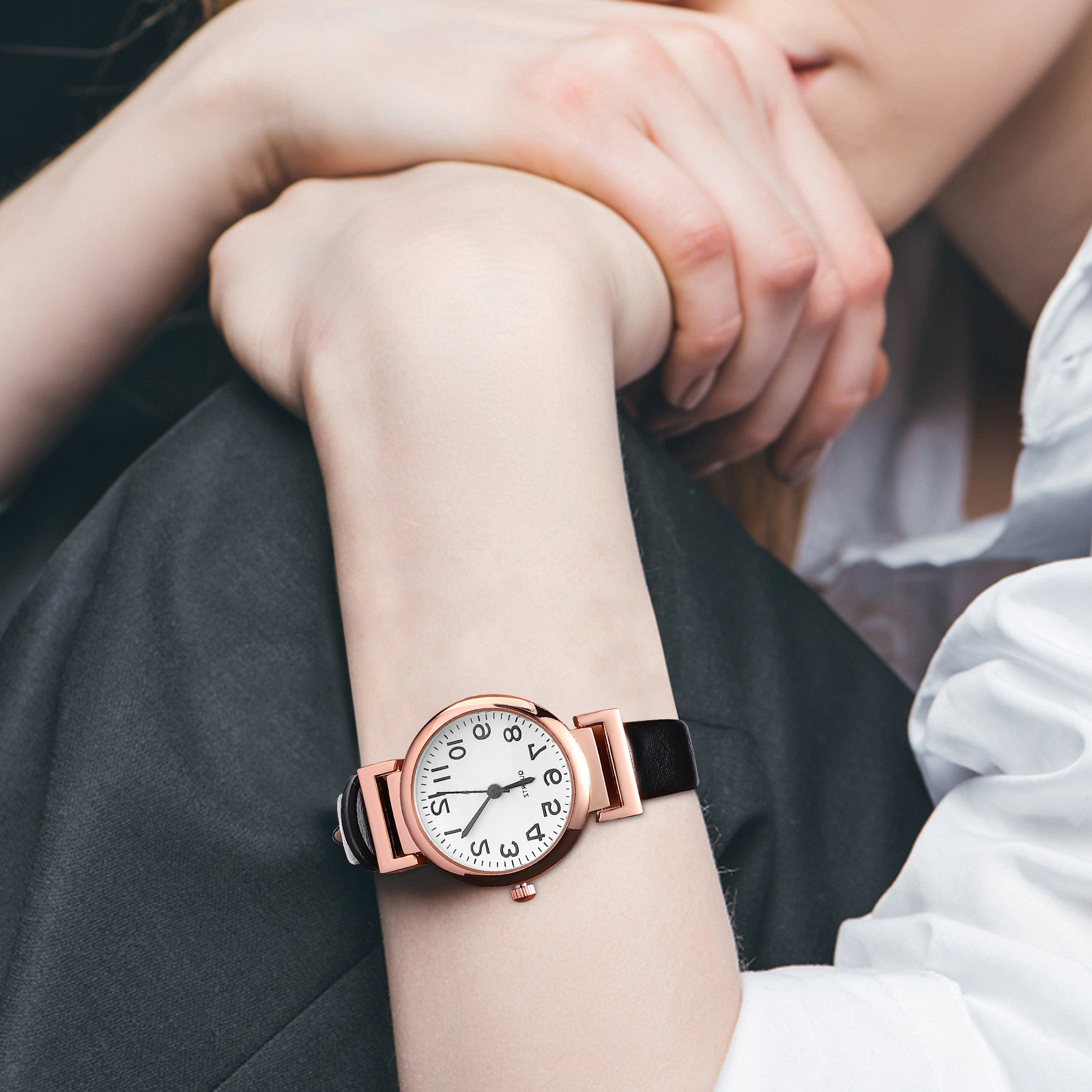 Fashionable Small Dial Quartz  - مراجعة Luxury Watch Events وسعره