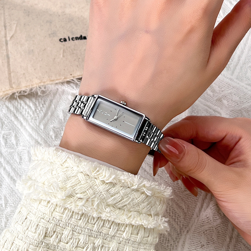 GEDI Vintage Luxury Rectangula - مراجعة Luxury Watch Vintage وسعره