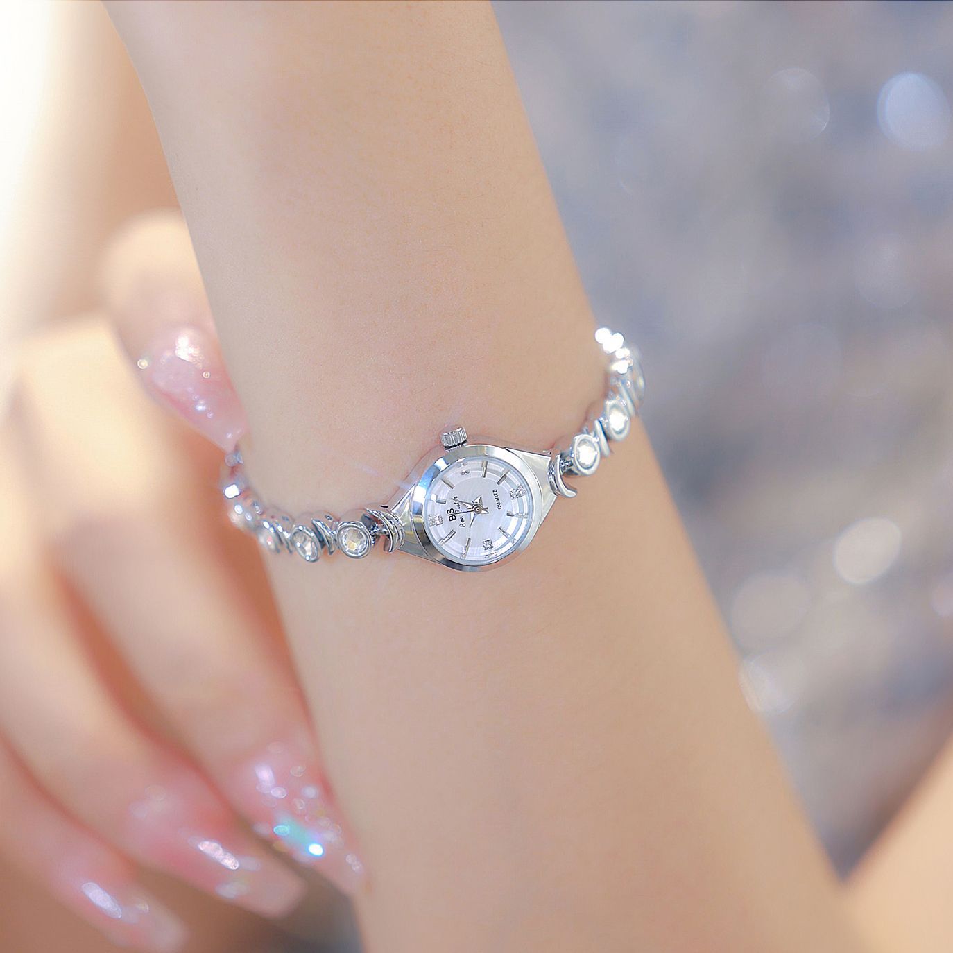 Ladies Watch Light Luxury Bran - مراجعة Luxury Watch List وسعره