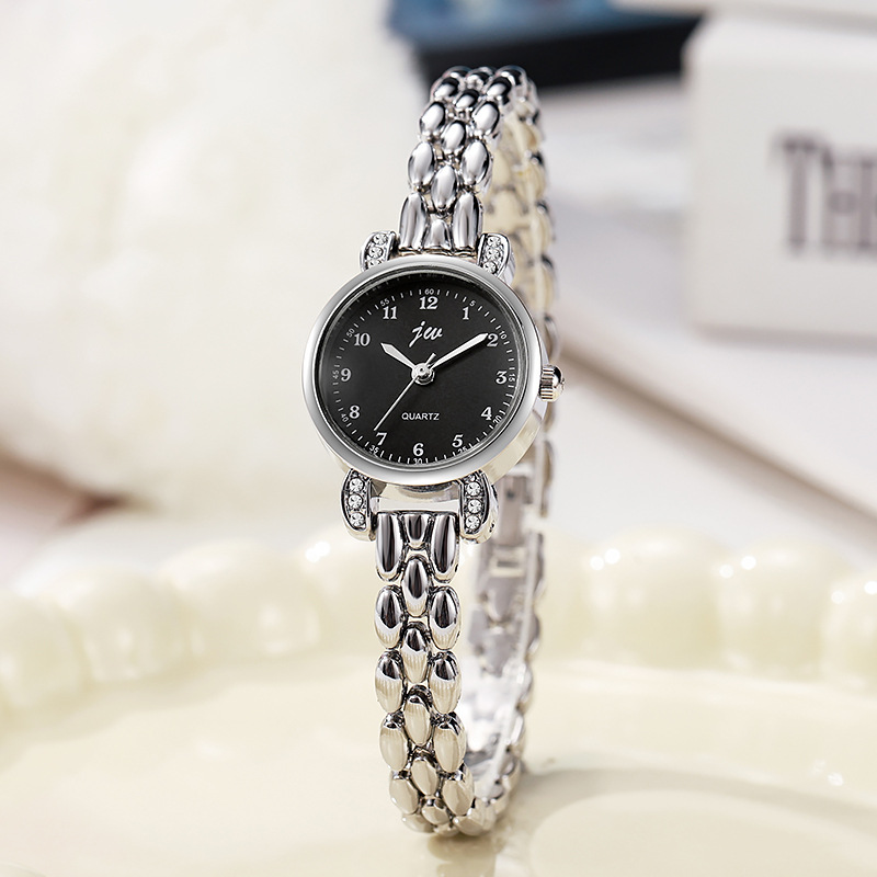 Fashion Women Bracelet Watches - مراجعة Luxury Watch With Arabic Numerals وسعره