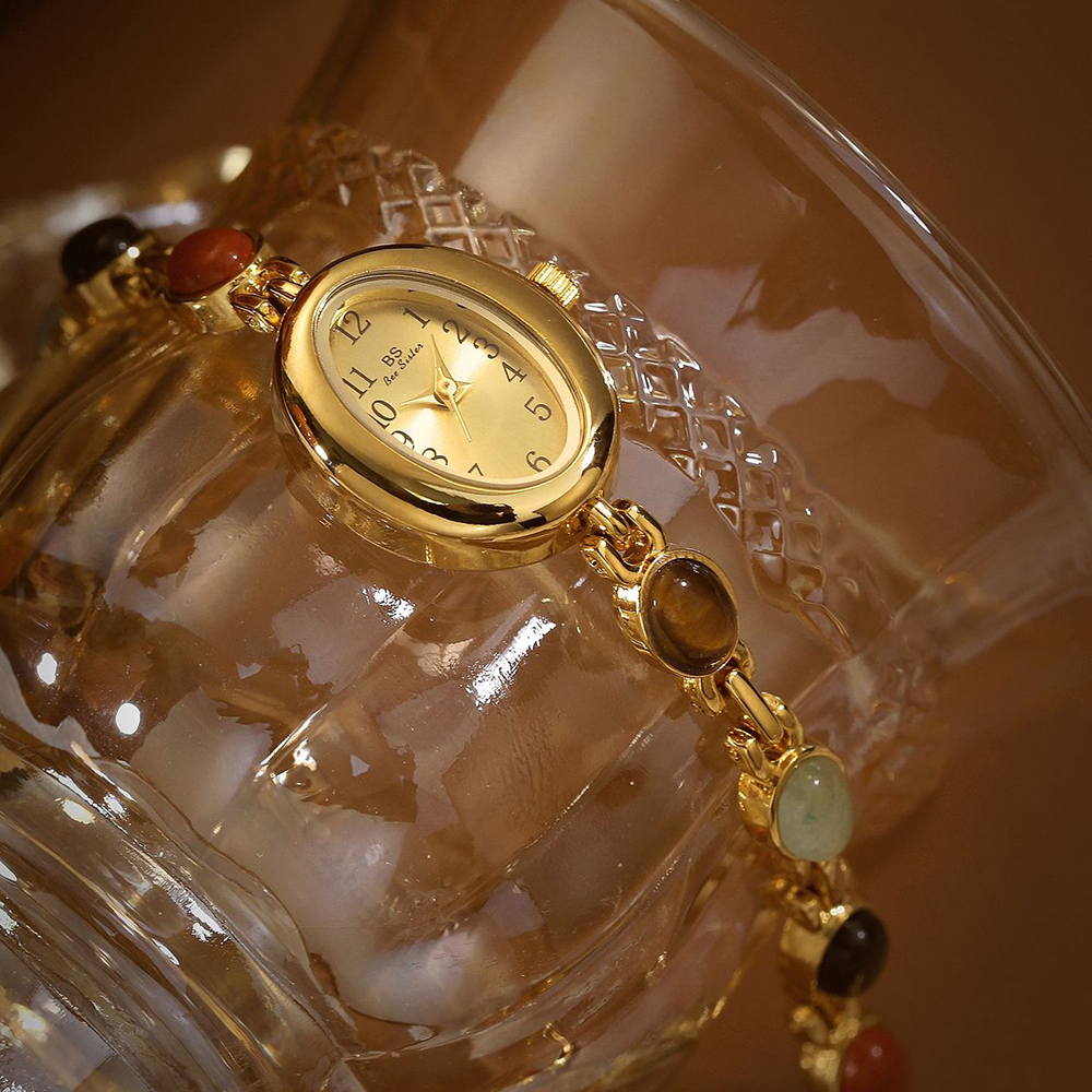 Vintage Oval Small Dial Women' - مراجعة Luxury Watch Vintage وسعره