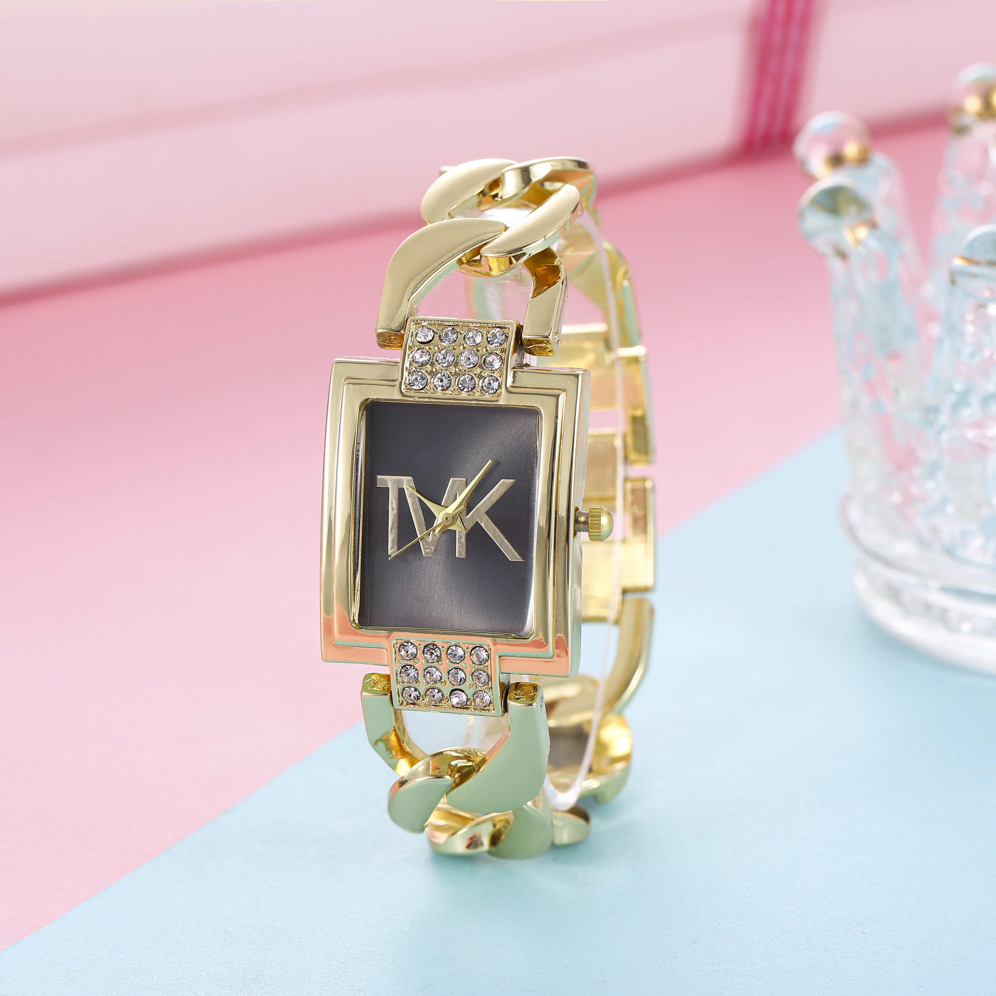 Luxury Brand Women's Watch Fas - مراجعة Luxury Watch Events وسعره