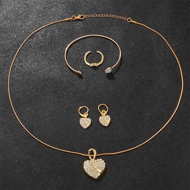 Women's Quartz Watch Gold Luxu - مراجعة Luxury Watch With Bracelet وسعره