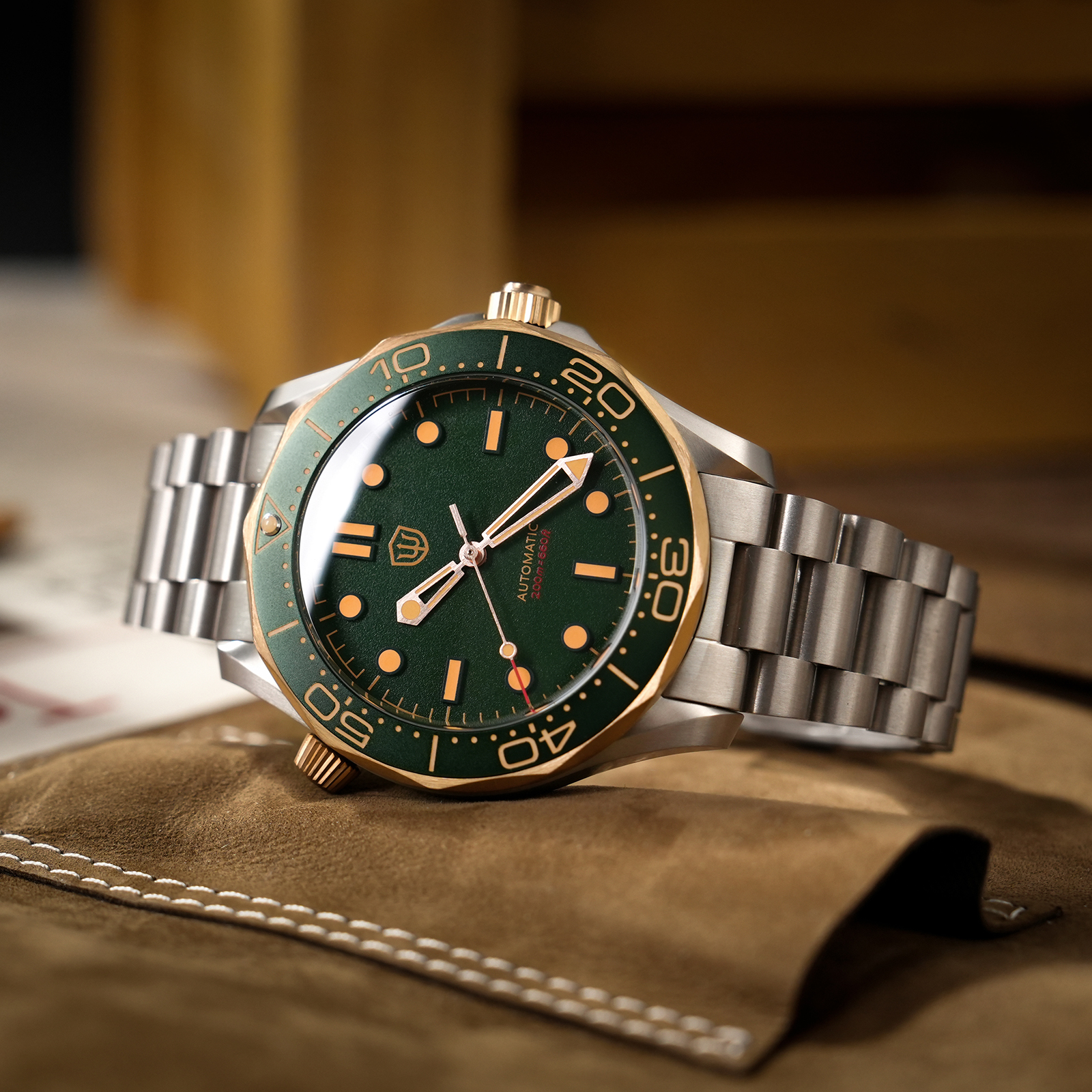 Watchdives WD007 V4 42Mm Titan - مراجعة Luxury Watch With Bracelet وسعره