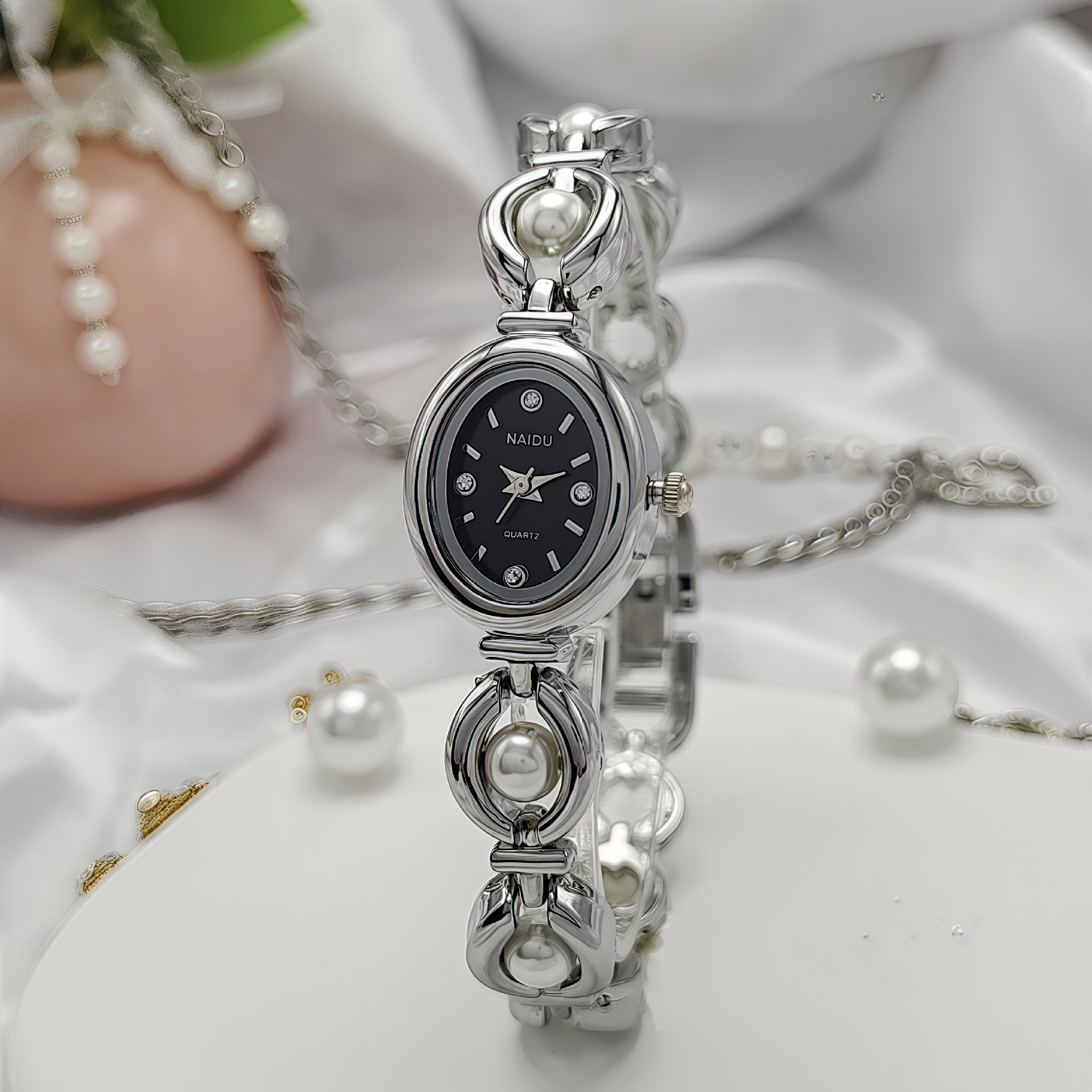 New bracelet watch for women,  - مراجعة Luxury Watch Vintage وسعره
