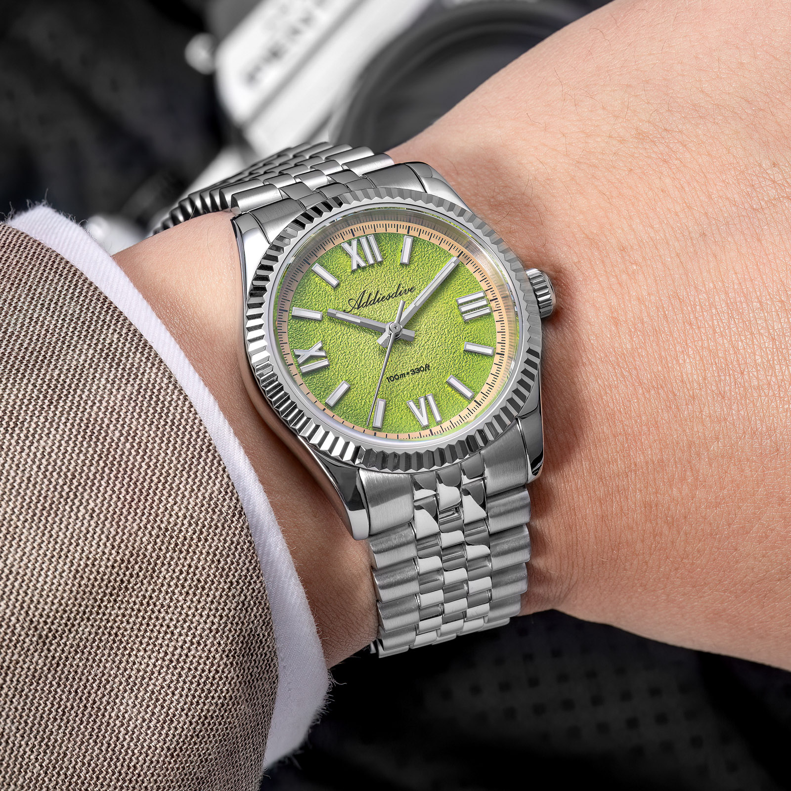 ADDIESDIVE Hight Quality Sapph - مراجعة Luxury Watch With Bracelet وسعره