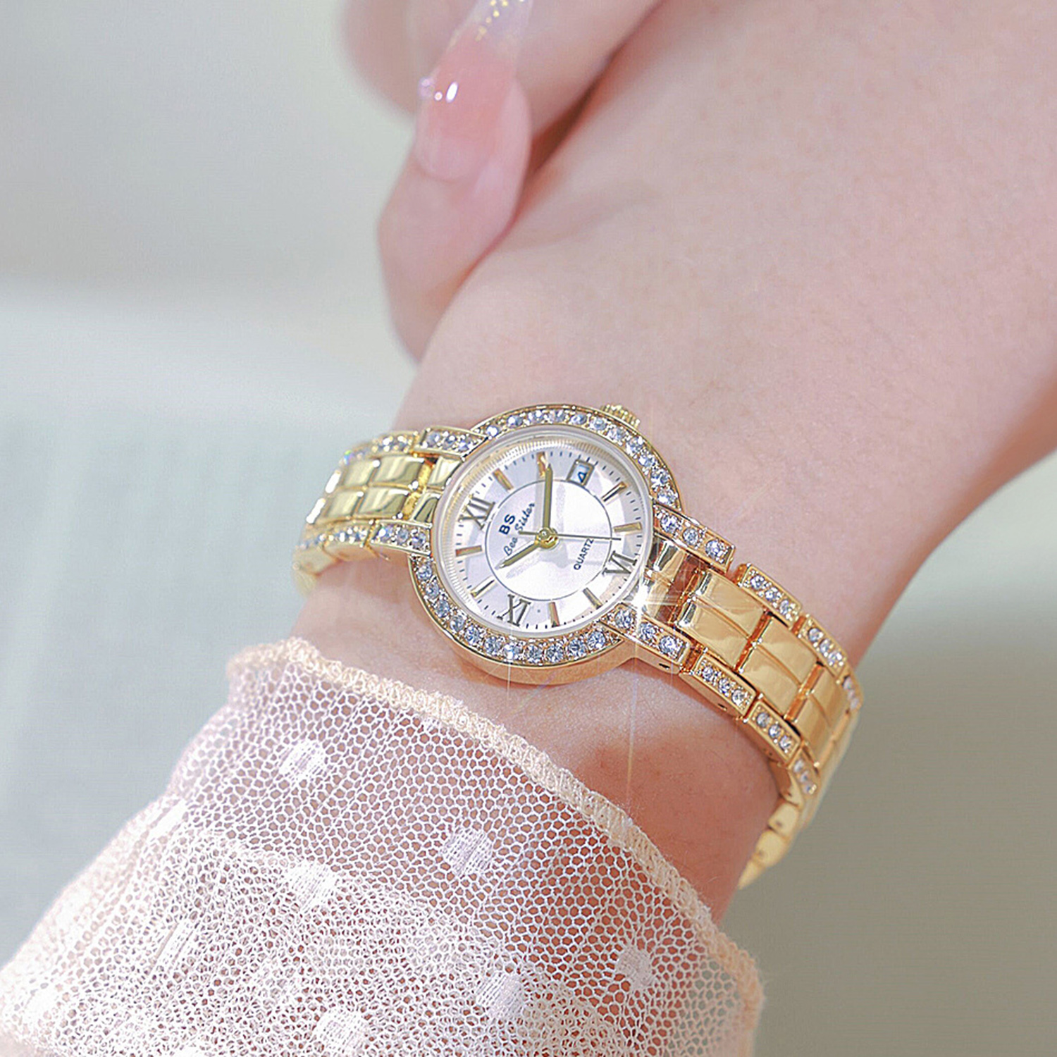 Luxury Brand Roman Dial Women' - مراجعة Luxury Watch Exhibition وسعره