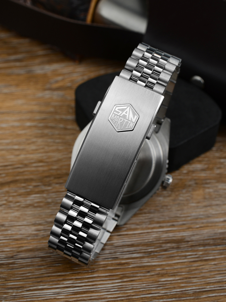 San Martin 2025 Men's Watches  - مراجعة Luxury Watch La وسعره
